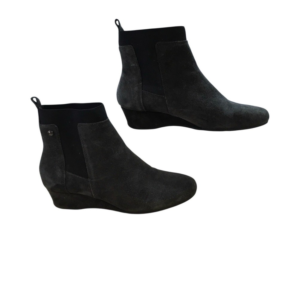 Nurture Suede Francie Wedge Chelsea Ankle Boots Gray‎ Size 8 Charcoal Leather